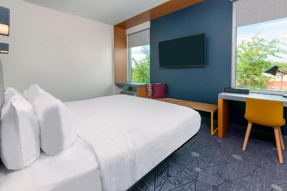 King Room interior